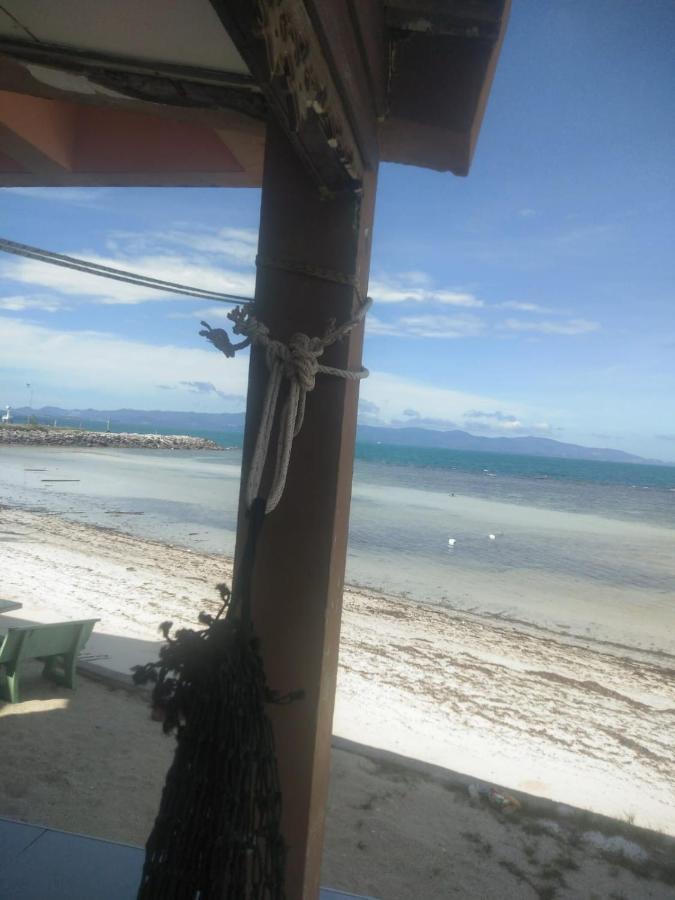 Charung Beach Hatrin Kültér fotó