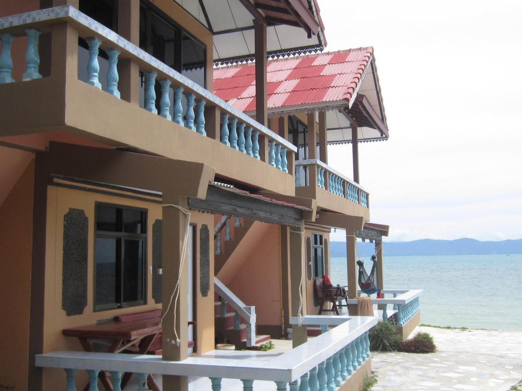 Charung Beach Hatrin Kültér fotó