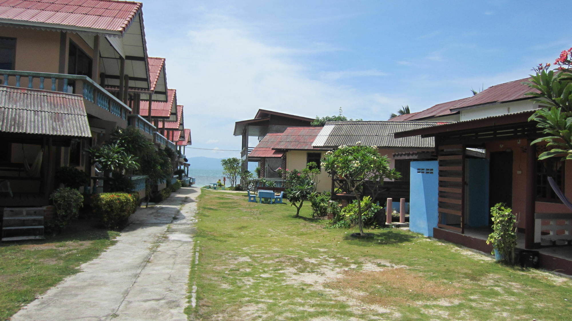 Charung Beach Hatrin Kültér fotó