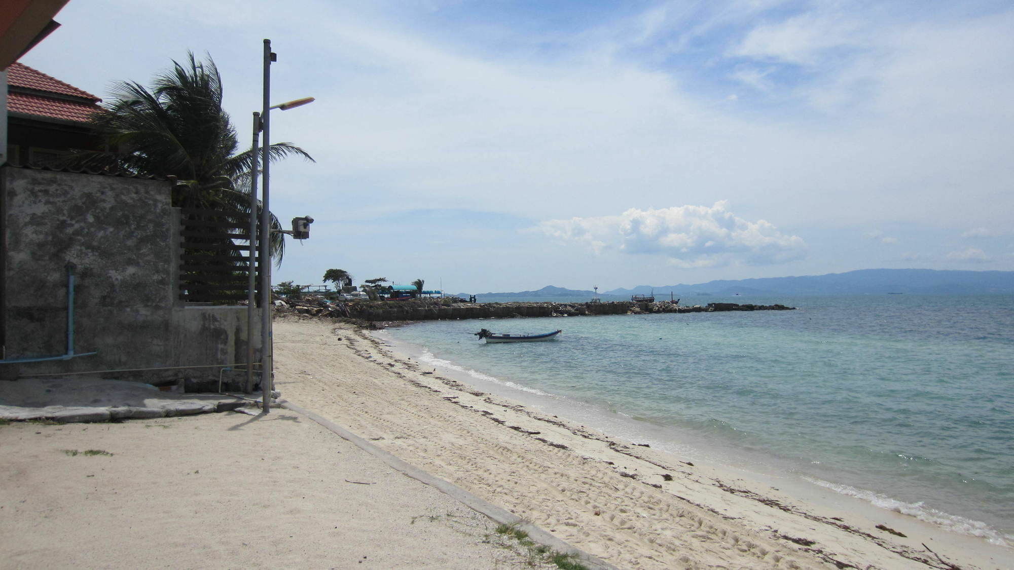 Charung Beach Hatrin Kültér fotó